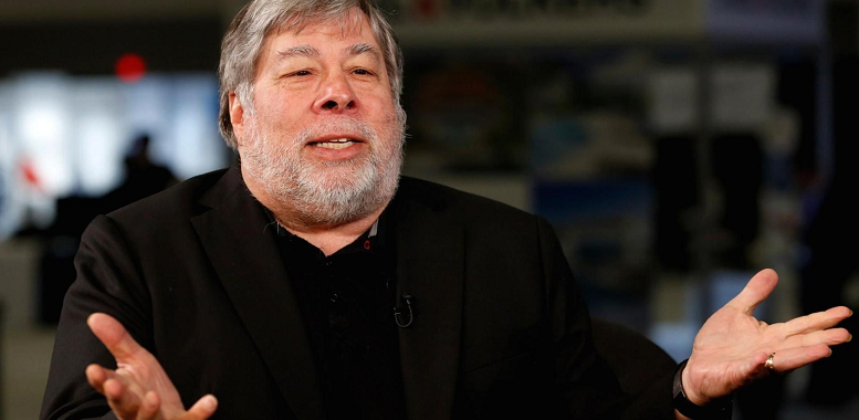 Apple Co-Founder Falls Victim to Bitcoin Scam